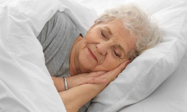 La importancia del sueño en la tercera edad: consejos para dormir bien